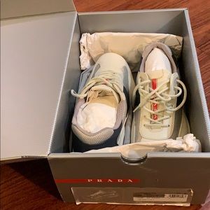 Prada shoes euro sz 37. Women’s.